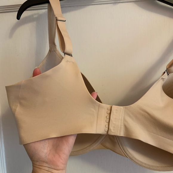 Worn one time Spanx bra - Picture 3 of 7